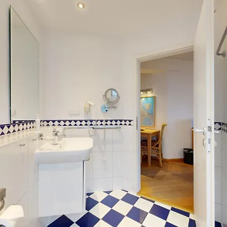 Direkt Am Mit Meerblick Und Suedbalkon, Freia 27, 빈츠