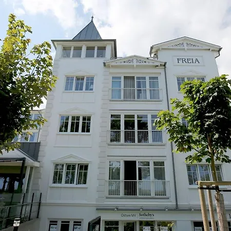 Direkt Am Mit Meerblick Und Suedbalkon, Freia 27, * Binz