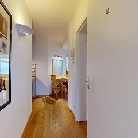 Direkt Am Mit Meerblick Und Suedbalkon, Freia 27, * Binz