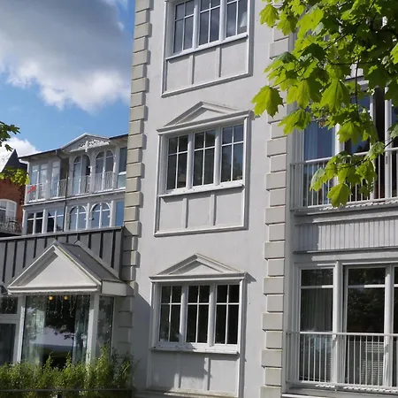 Direkt Am Mit Meerblick Und Suedbalkon, Freia 27, Appartement Binz