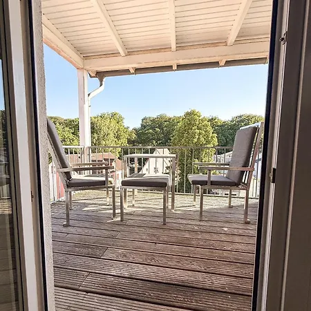 Direkt Am Mit Meerblick Und Suedbalkon, Freia 27, Binz