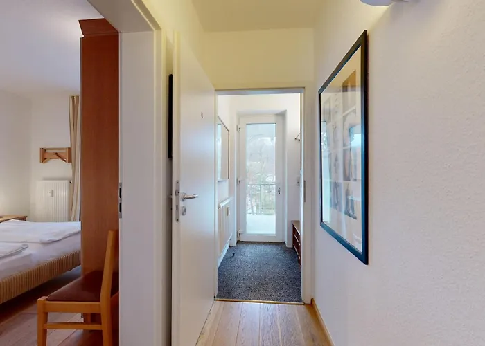 Direkt Am Mit Meerblick Und Suedbalkon, Freia 27, Binz